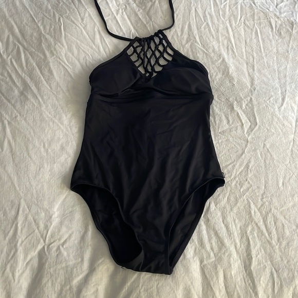 Beautiful Aqua Rose One-piece Swimsuit - Picture 3 of 6